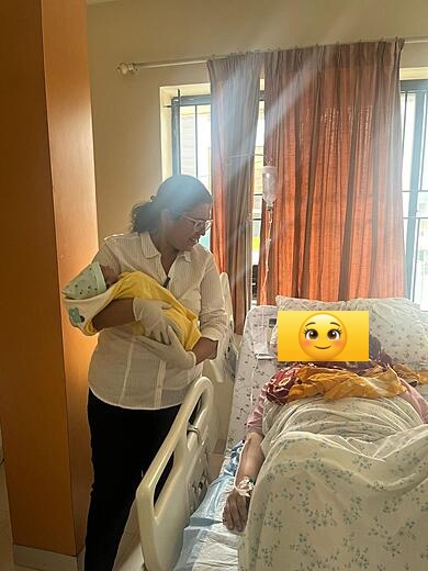 Dr. Anjani Dixit with patient — moment of joy 3